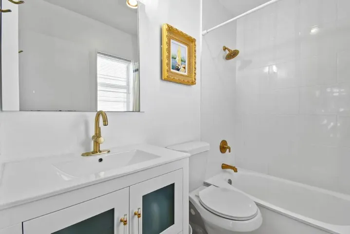 Full Bath