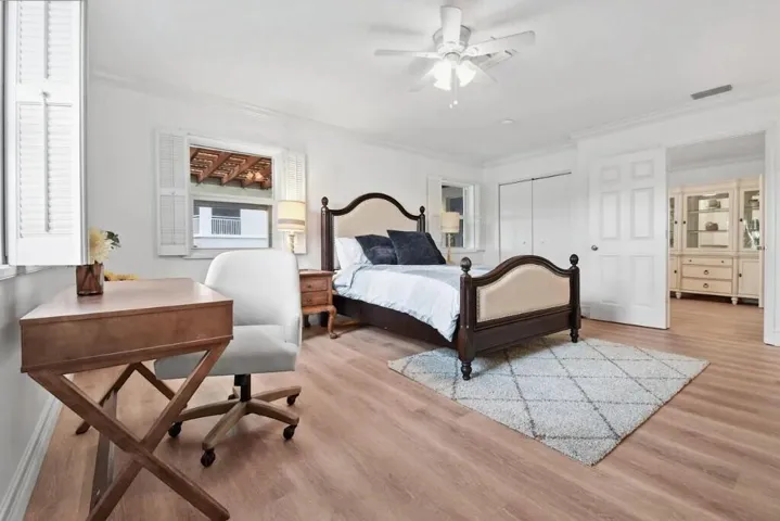 Queen Bedroom & Desk 2