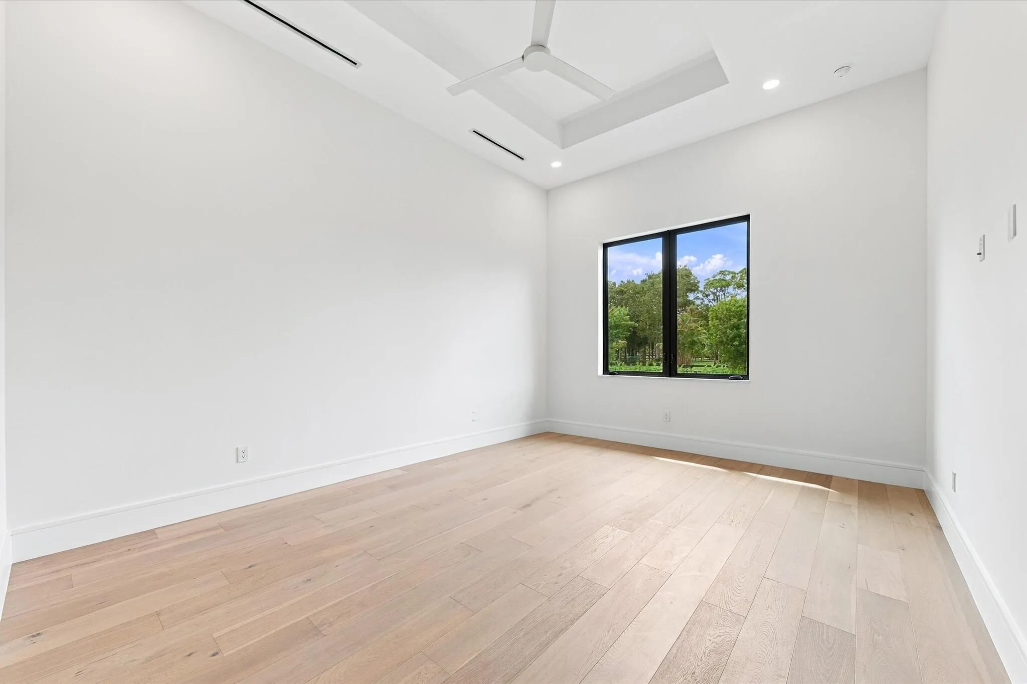Property photo 80