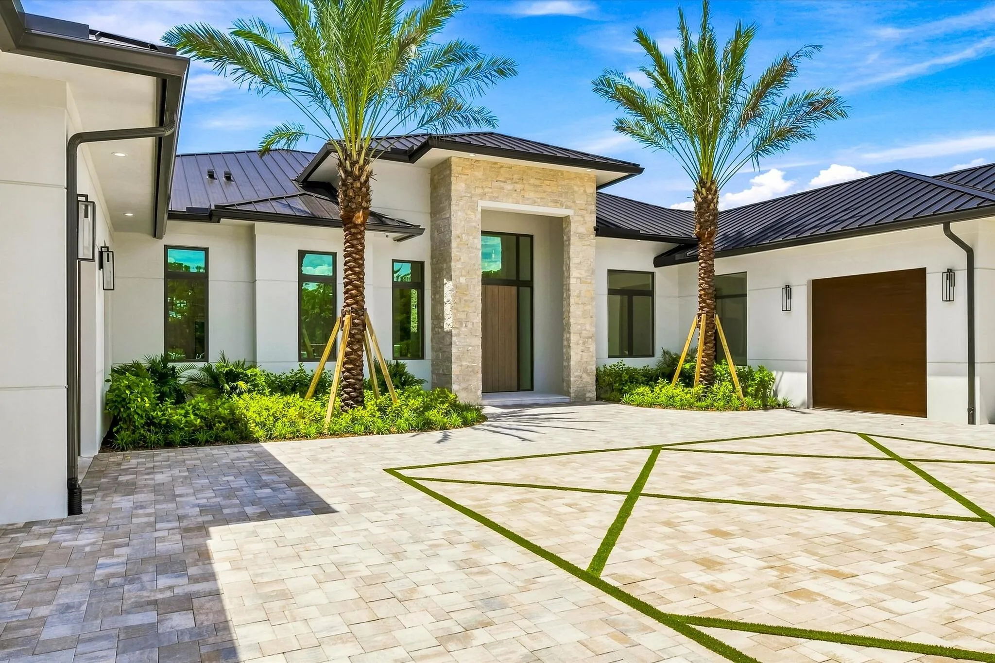 Property photo 93