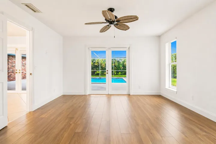 Large master bath