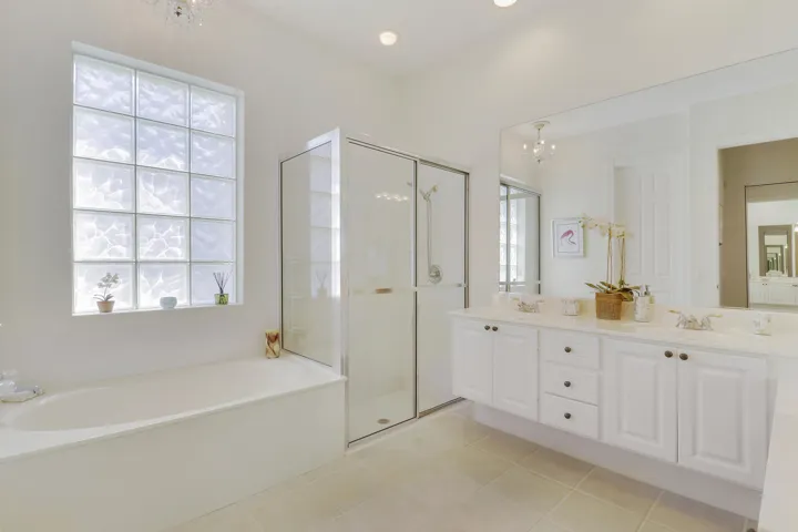 Primary Full Bath
