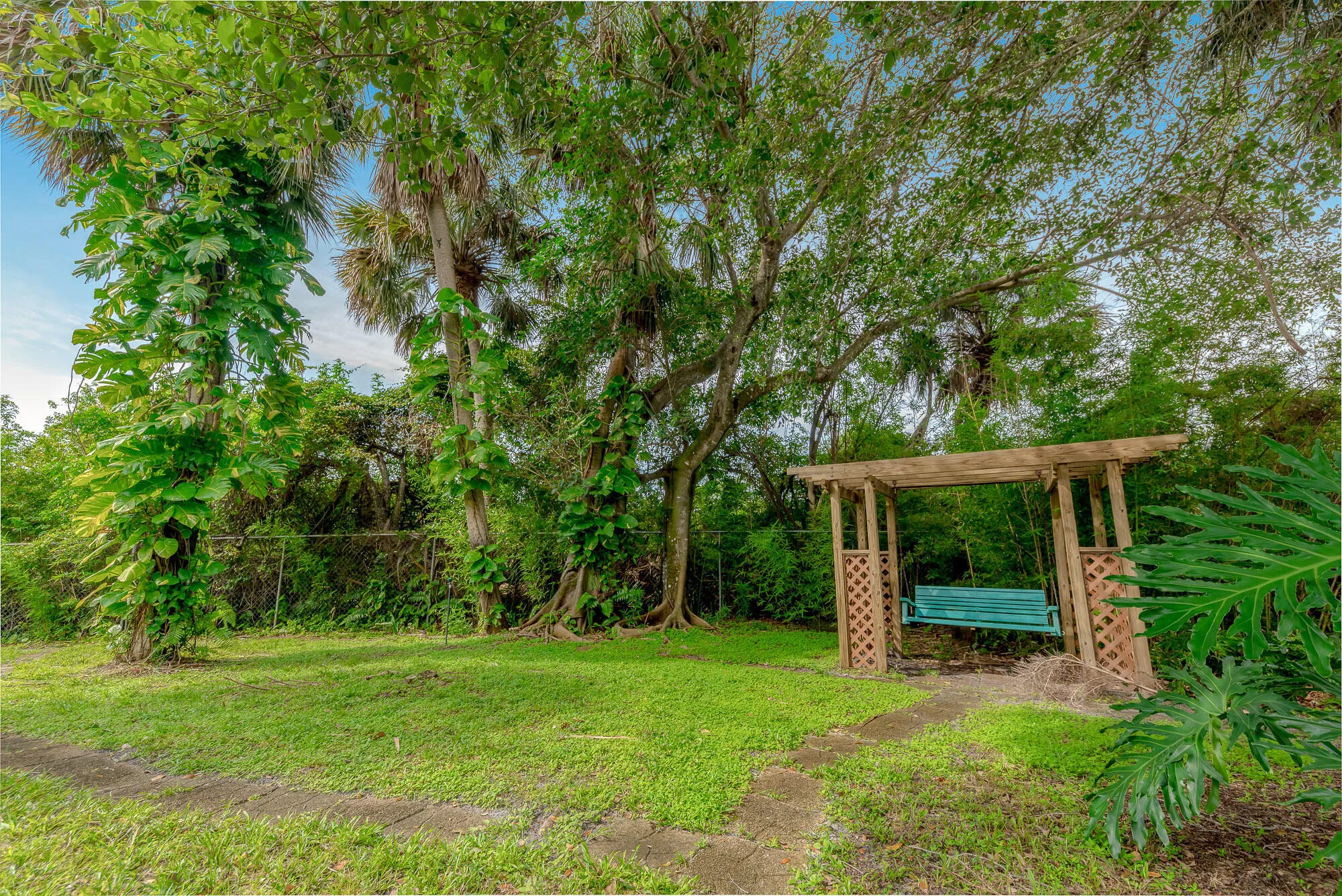 Property photo 40
