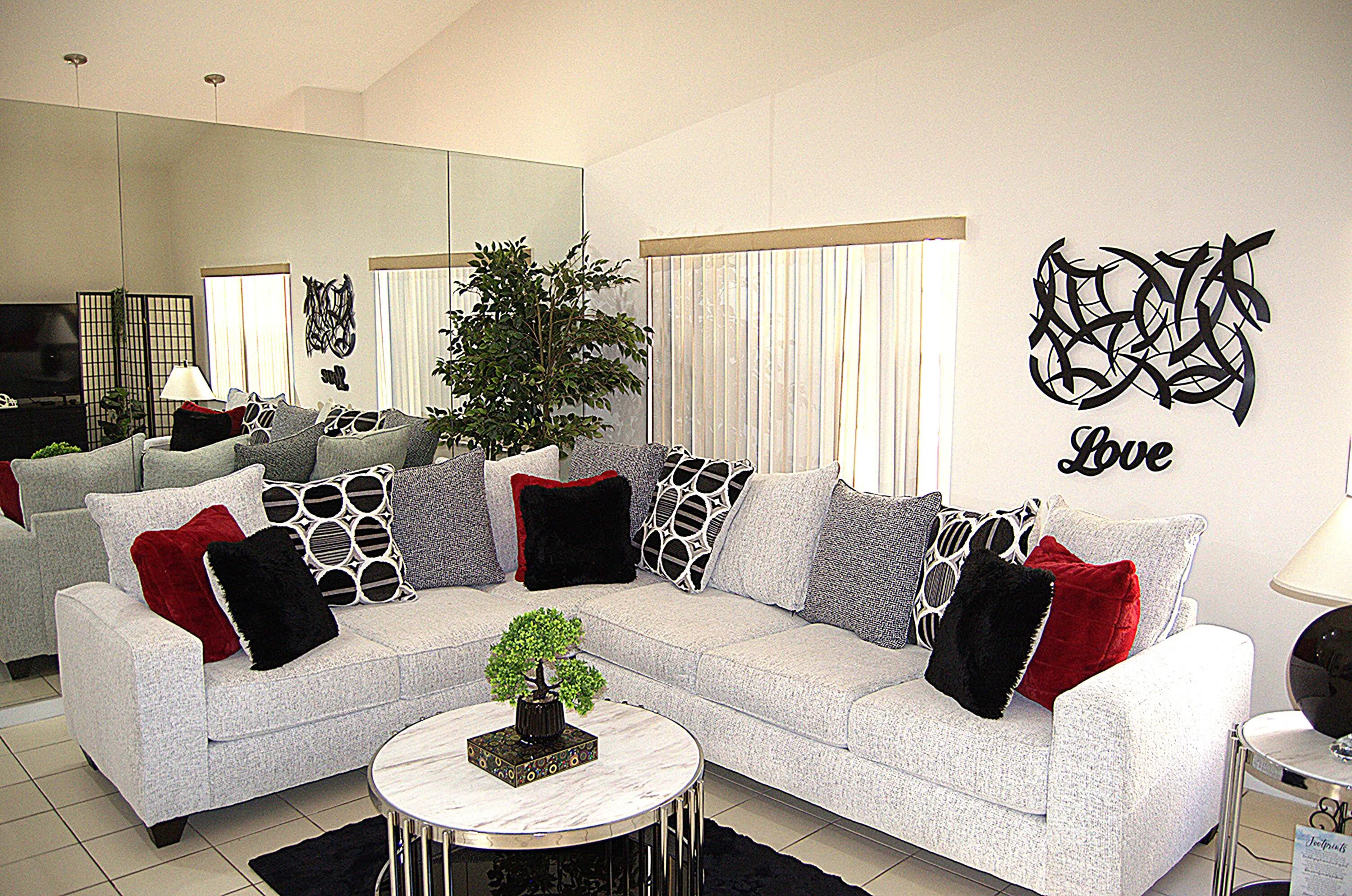 Living Rm 2