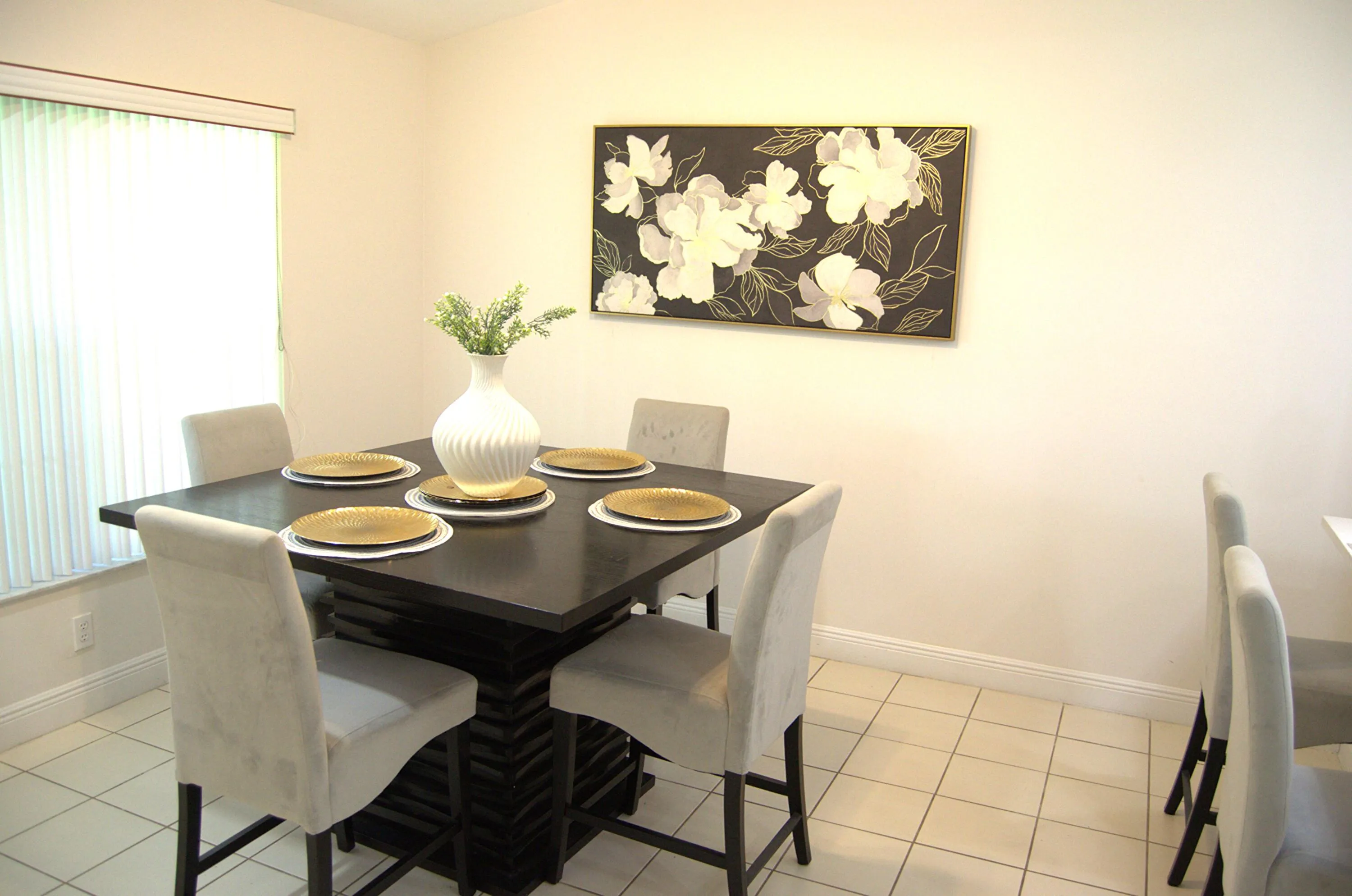 Dining Rm