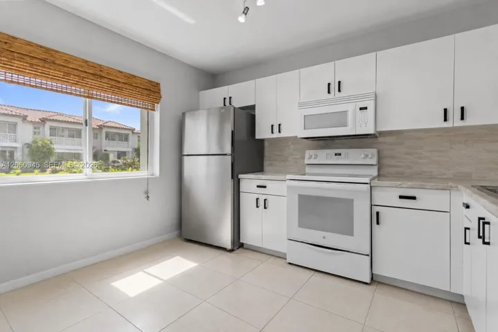 Virtual Staging