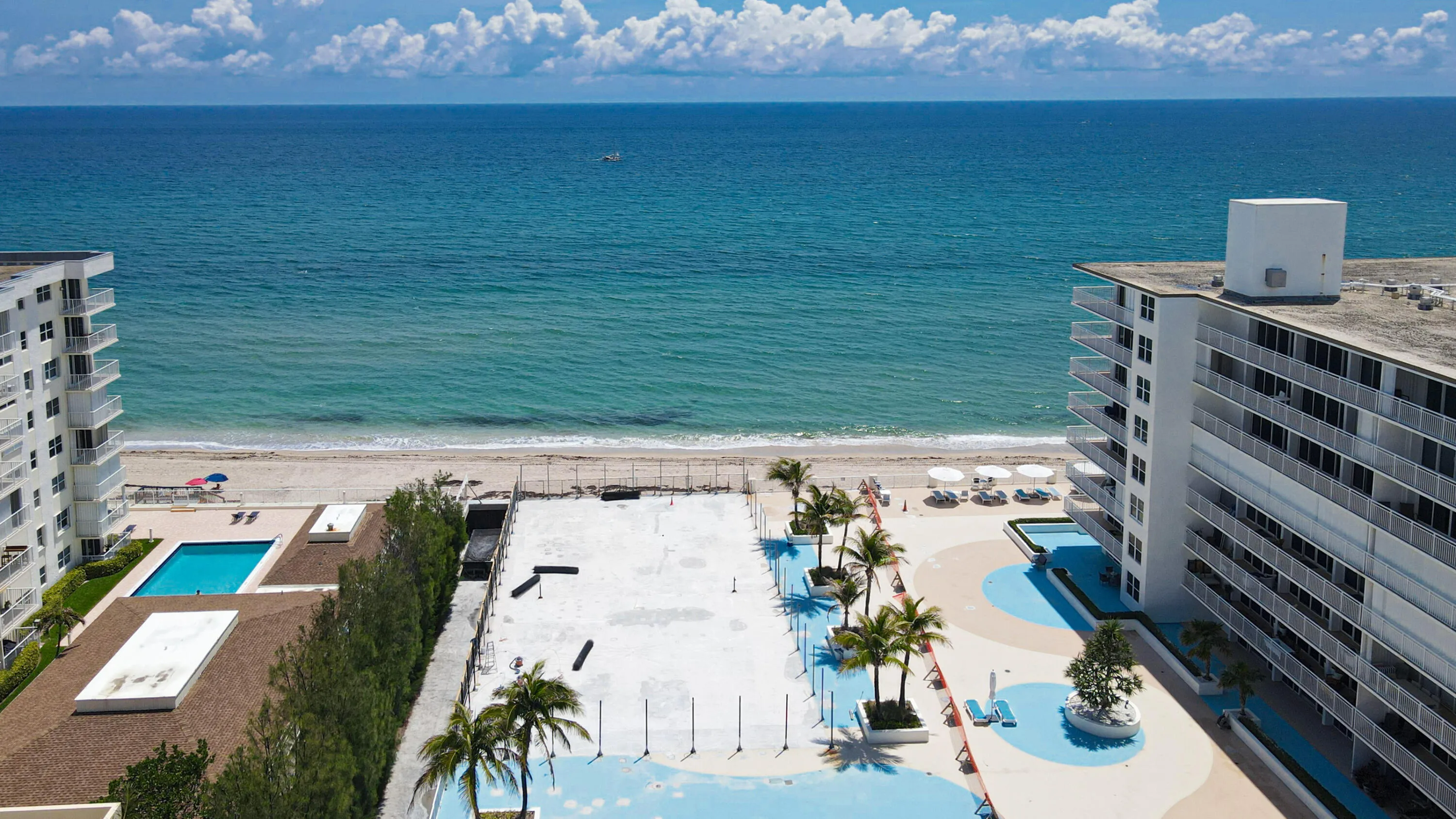 Overview of Pool/Private Beach