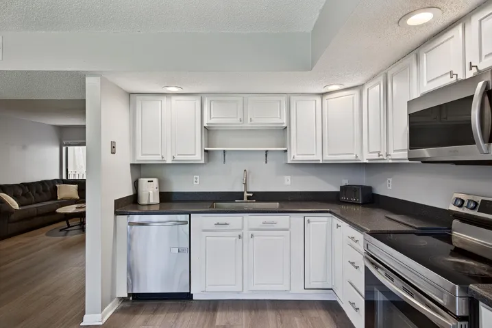 boyes-19