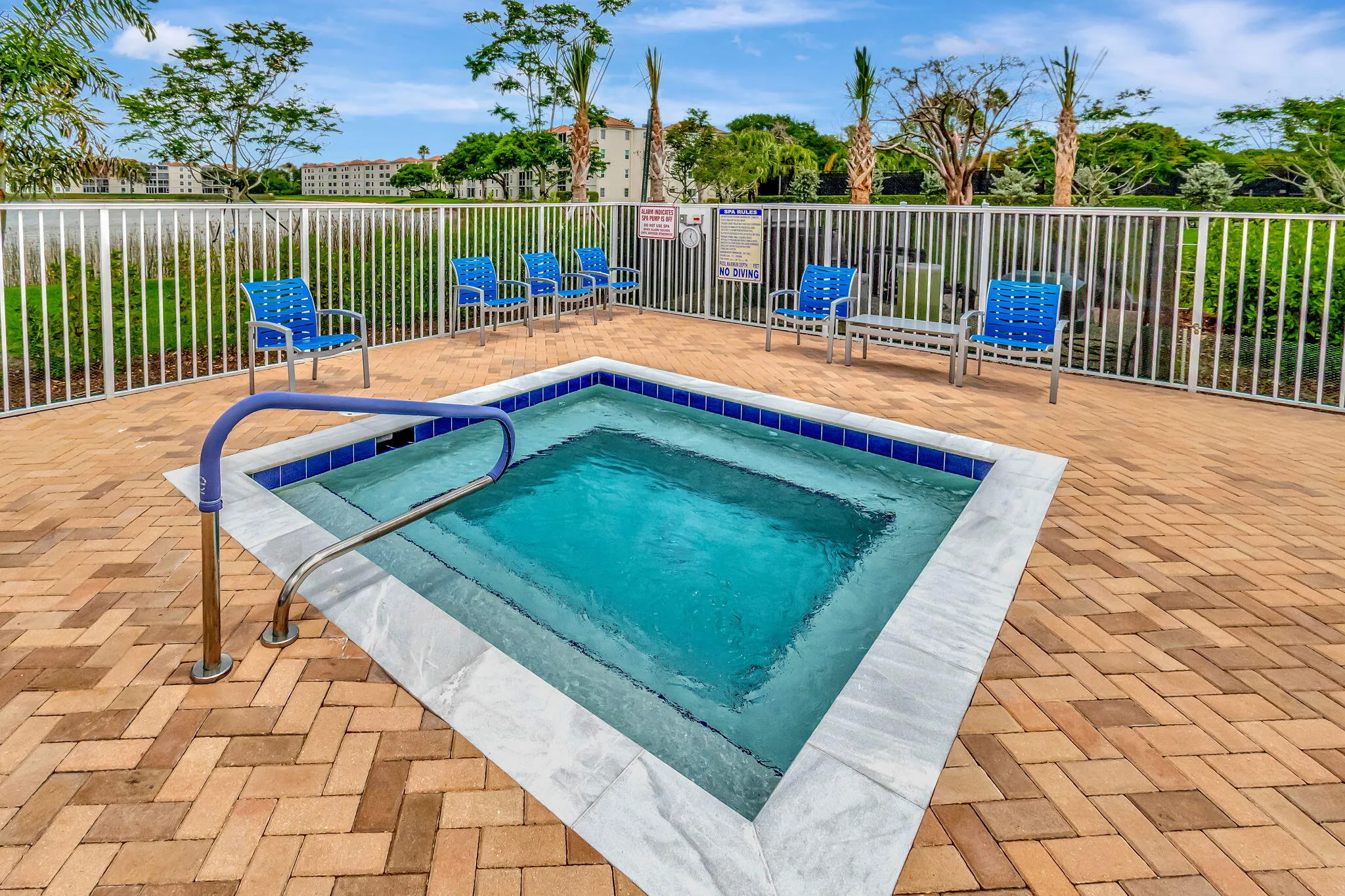 Huntington Pointe