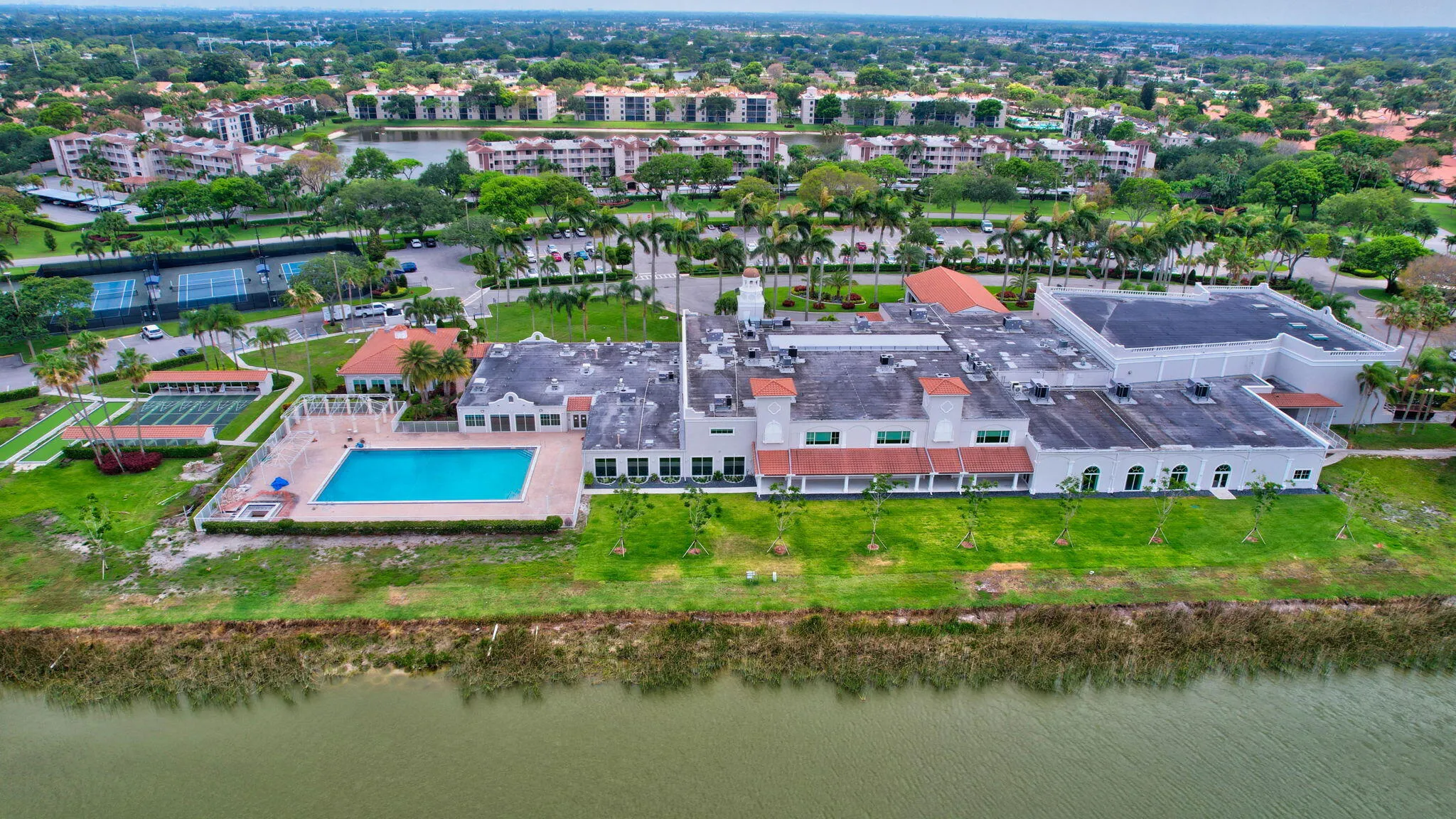 Huntington Pointe