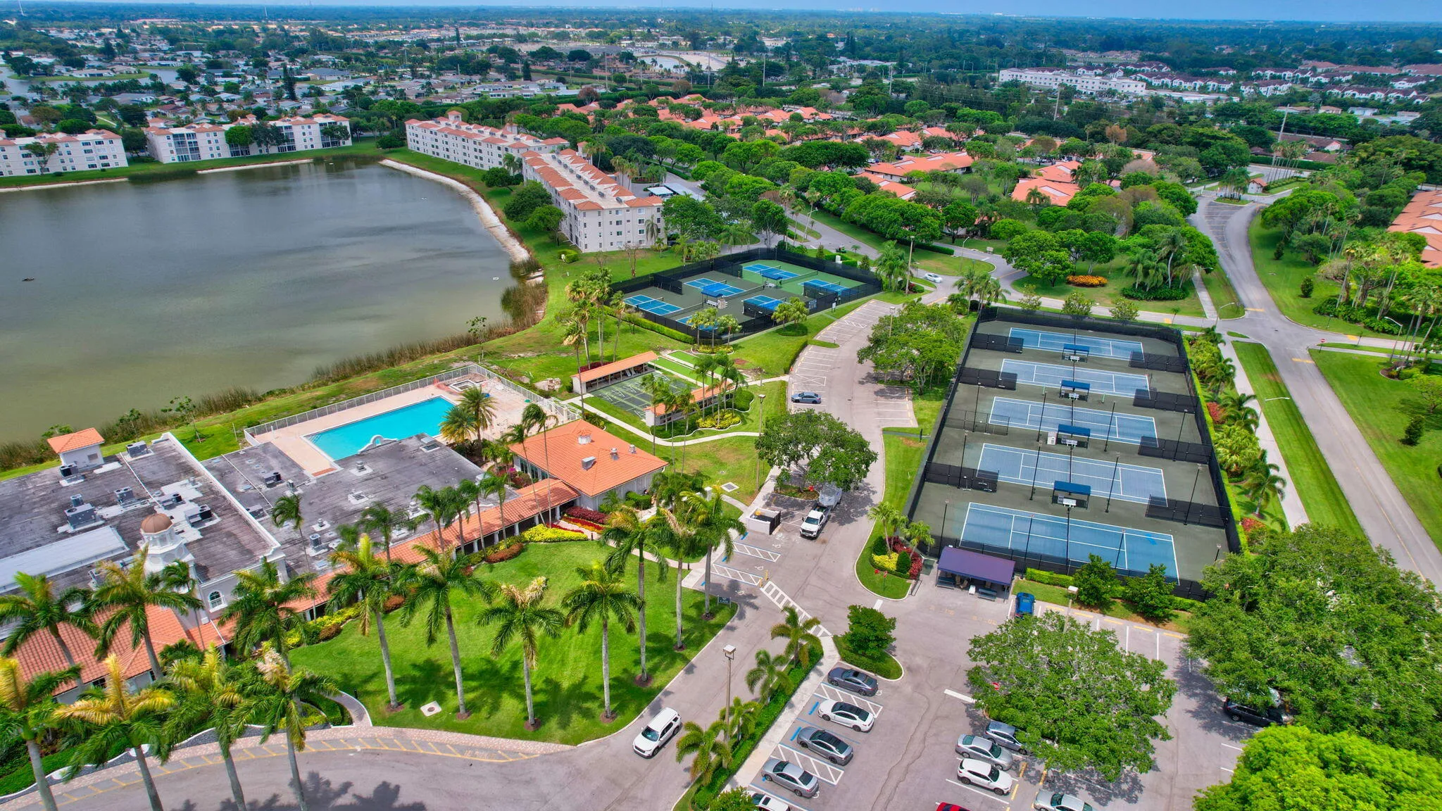 Huntington Pointe
