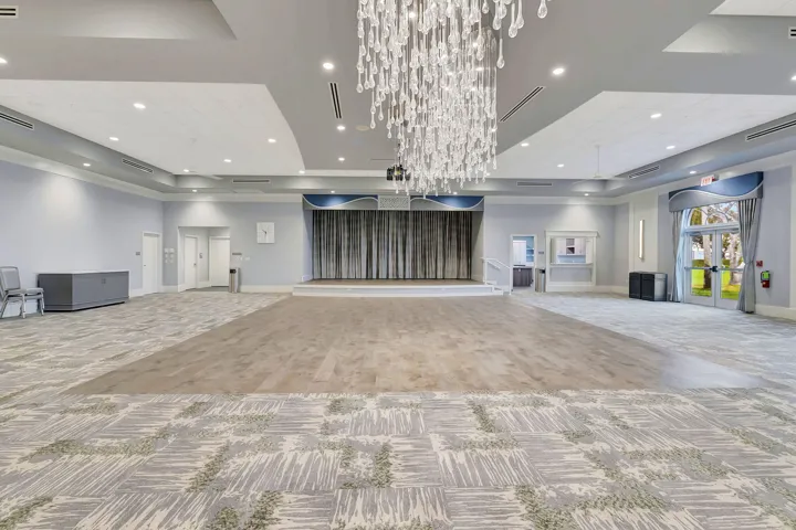 Huntington Pointe