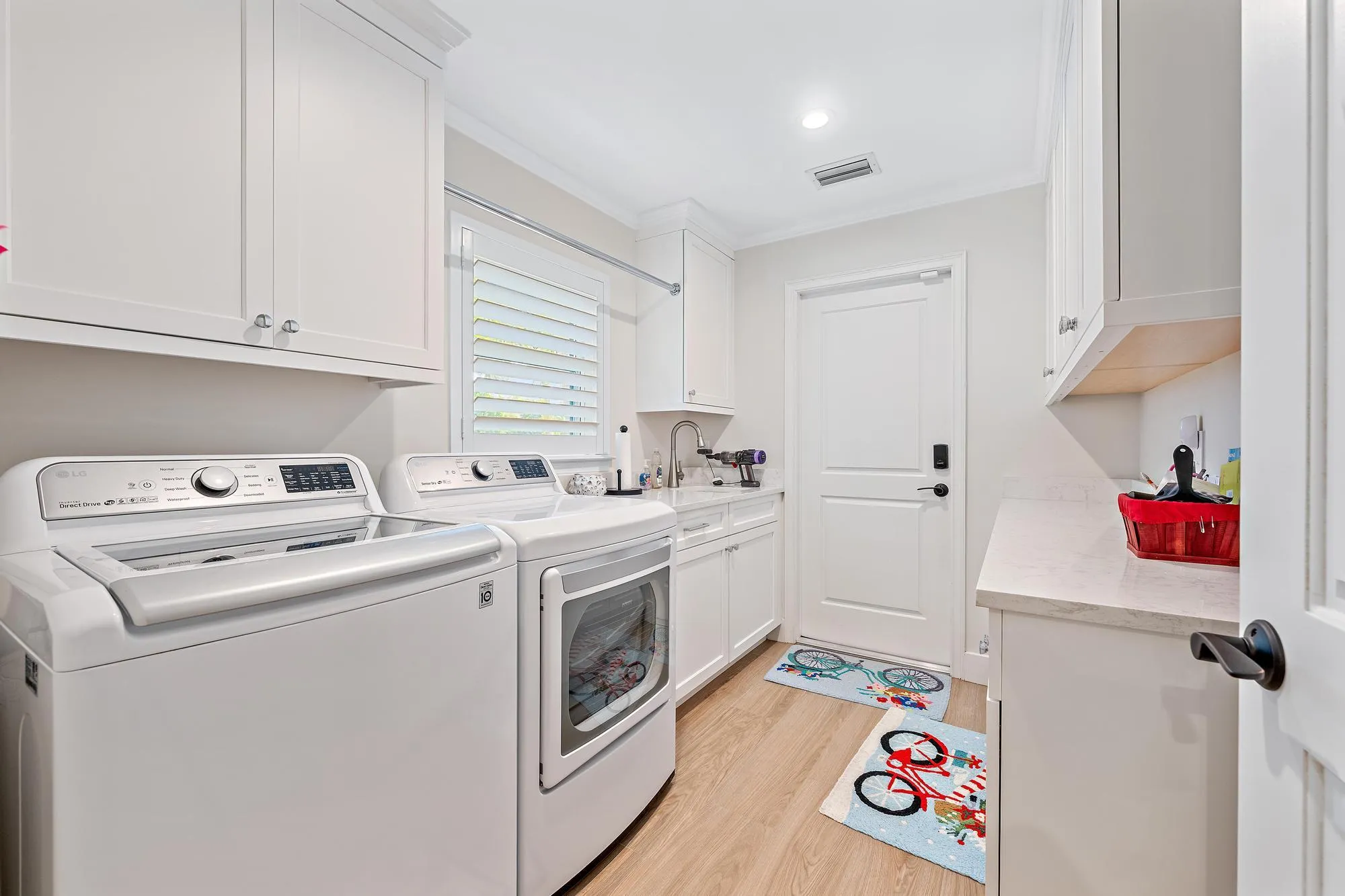 11785 Lake Shore Pl-13