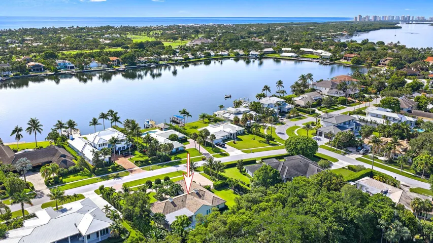 11785 Lake Shore Pl-42