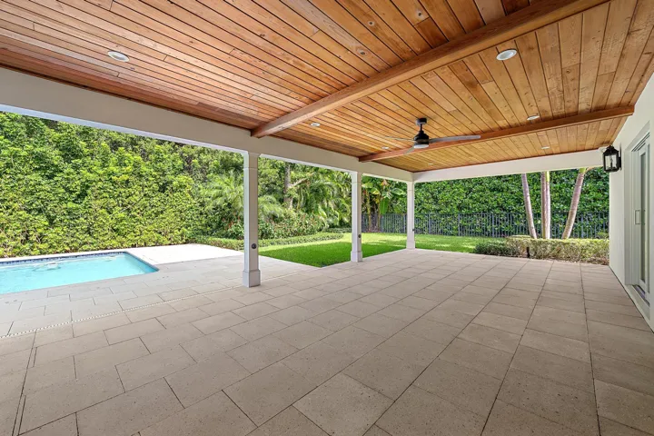 11785 Lake Shore Pl-25