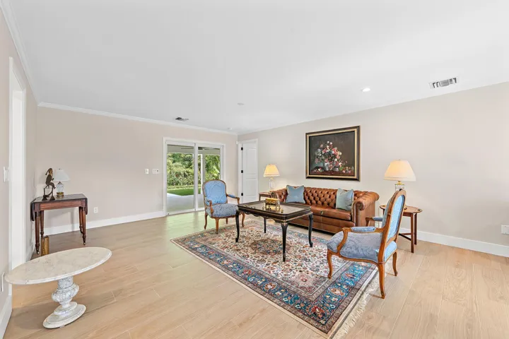11785 Lake Shore Pl-1