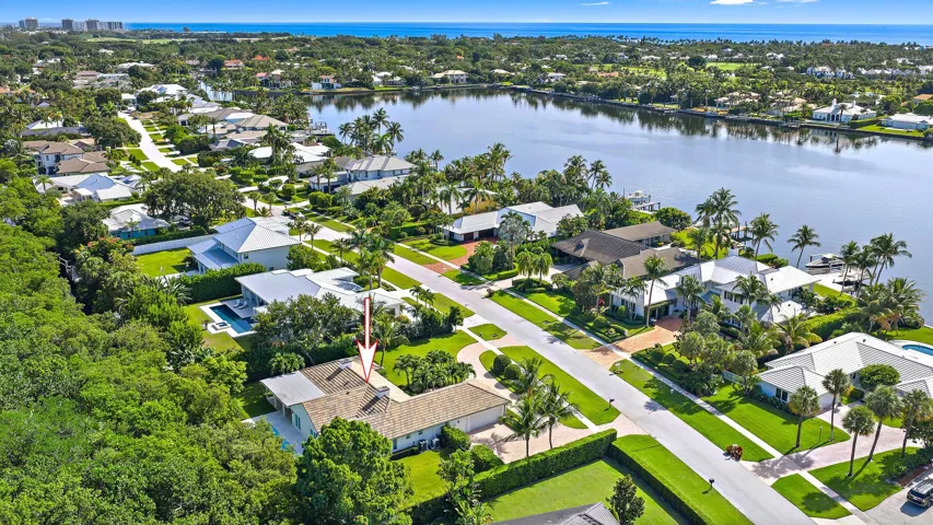 11785 Lake Shore Pl-40