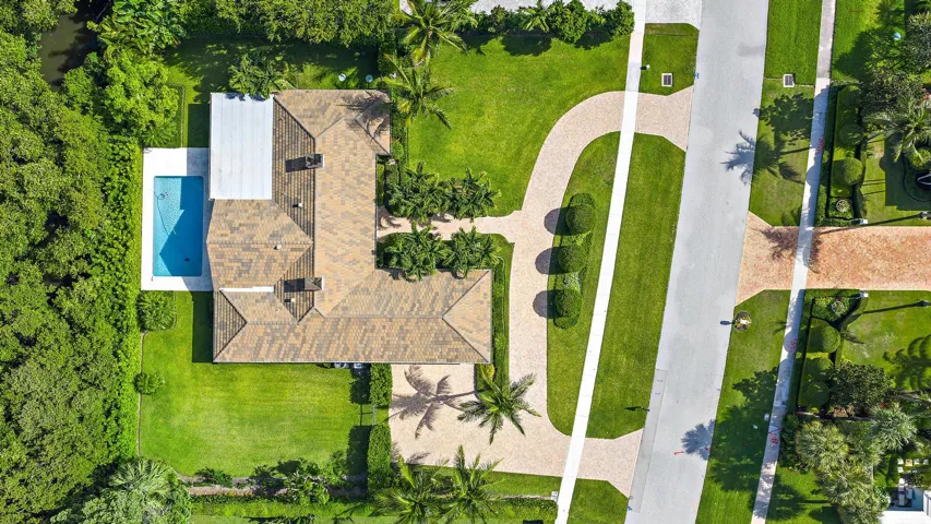 11785 Lake Shore Pl-37