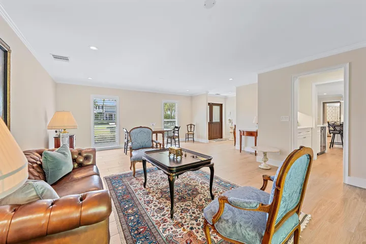 11785 Lake Shore Pl-4
