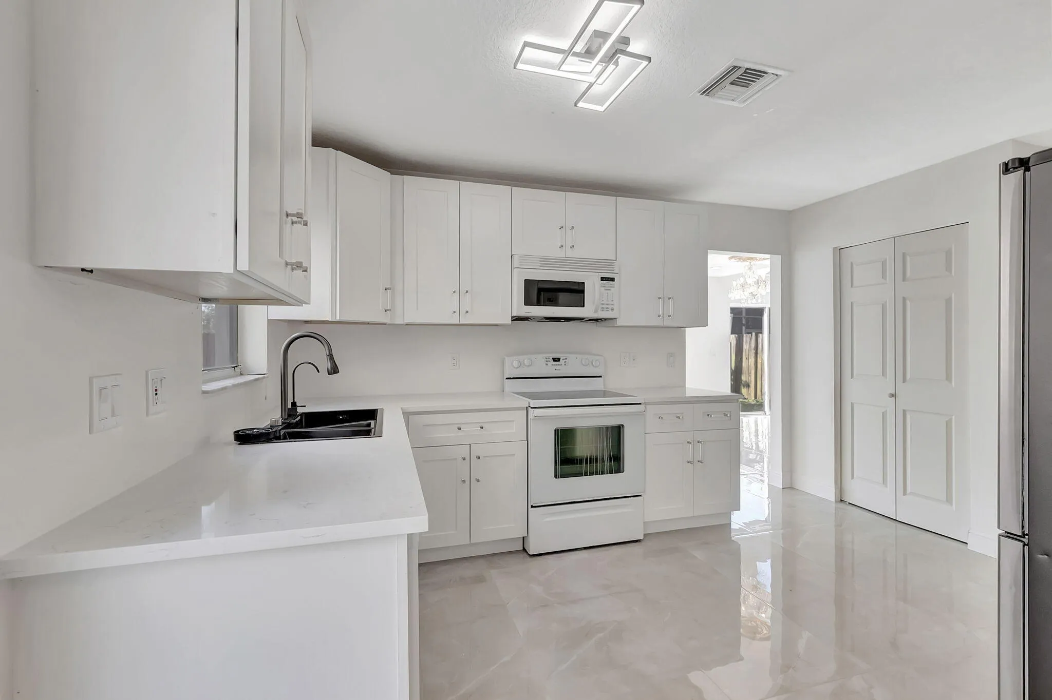 kitchen2