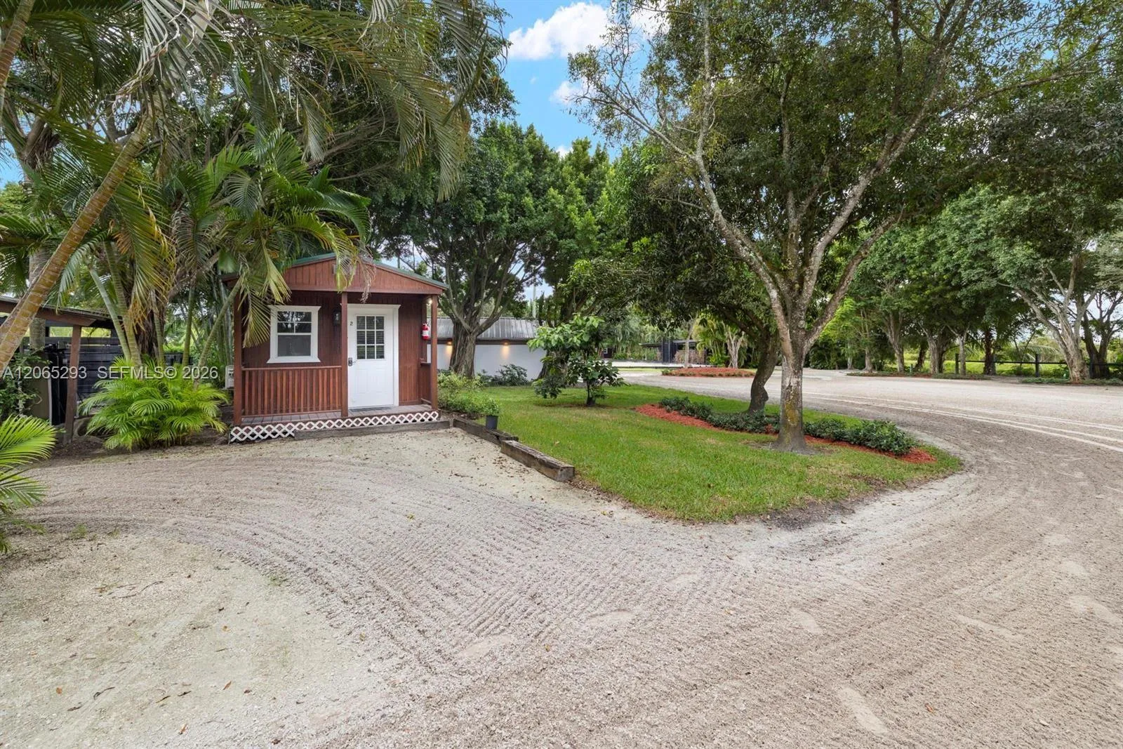 Property photo 31