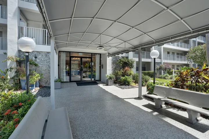4015 W PALM AIRE_24