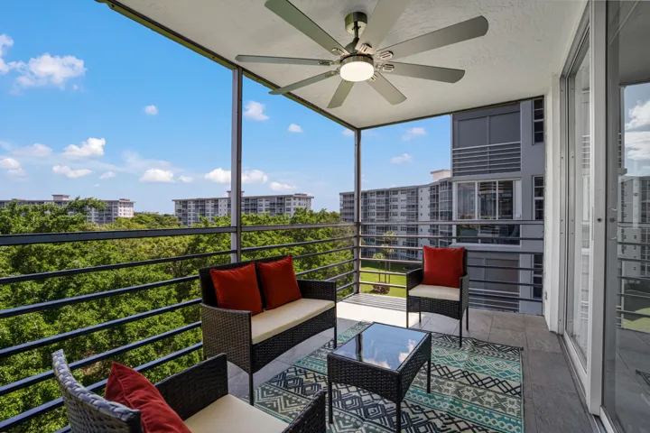 4015 W PALM AIRE_20