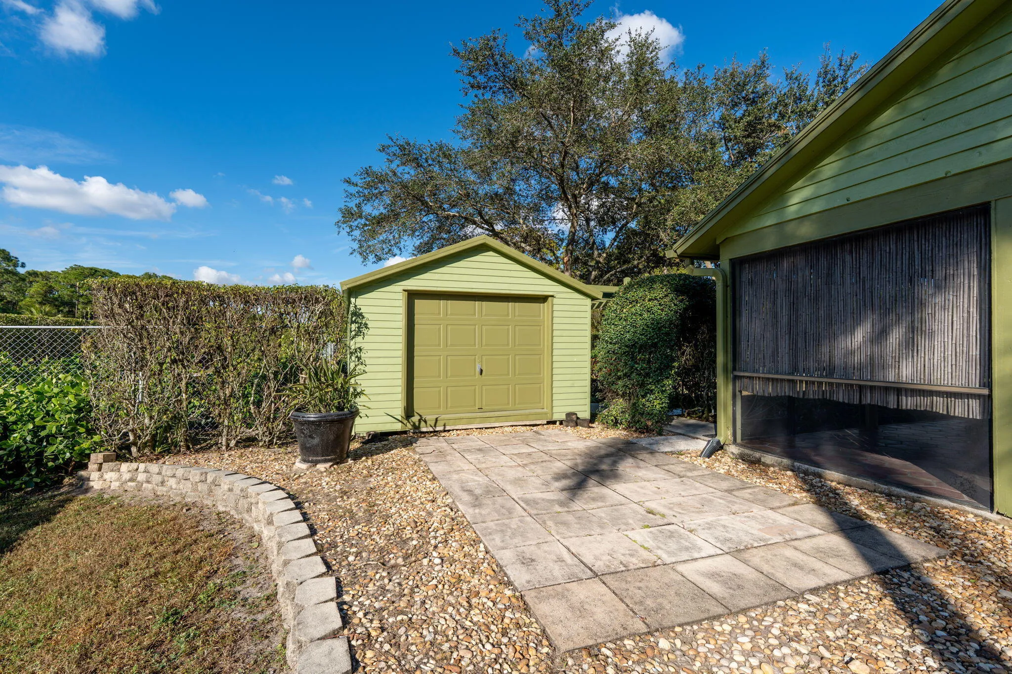 37-web-or-mls-A7404626