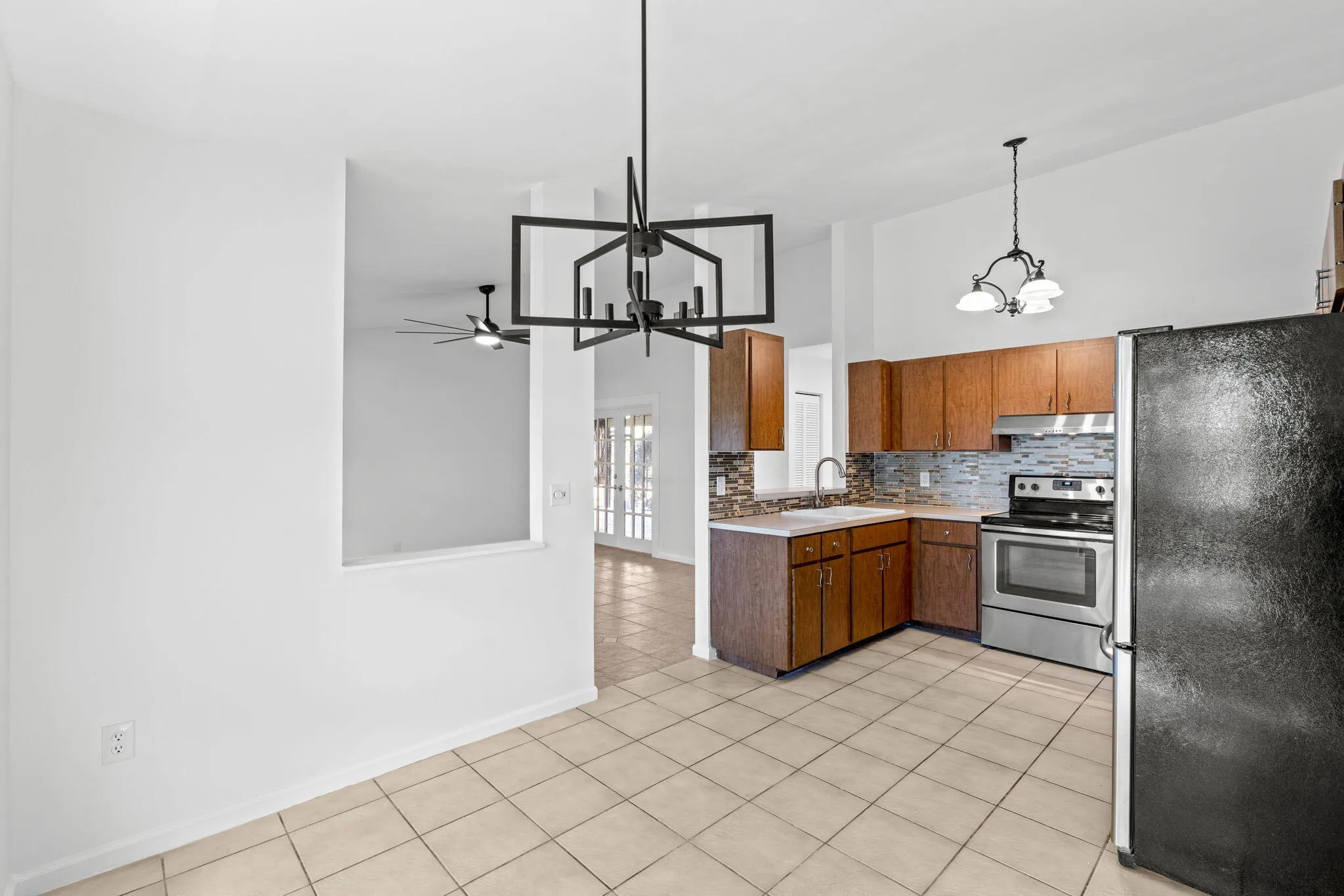 3-web-or-mls-A7404541