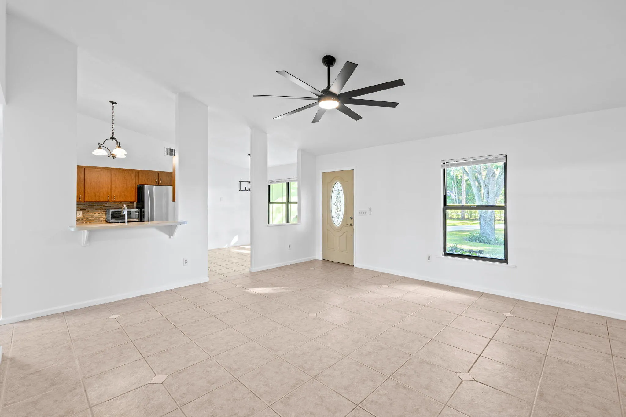 13-web-or-mls-A7404562