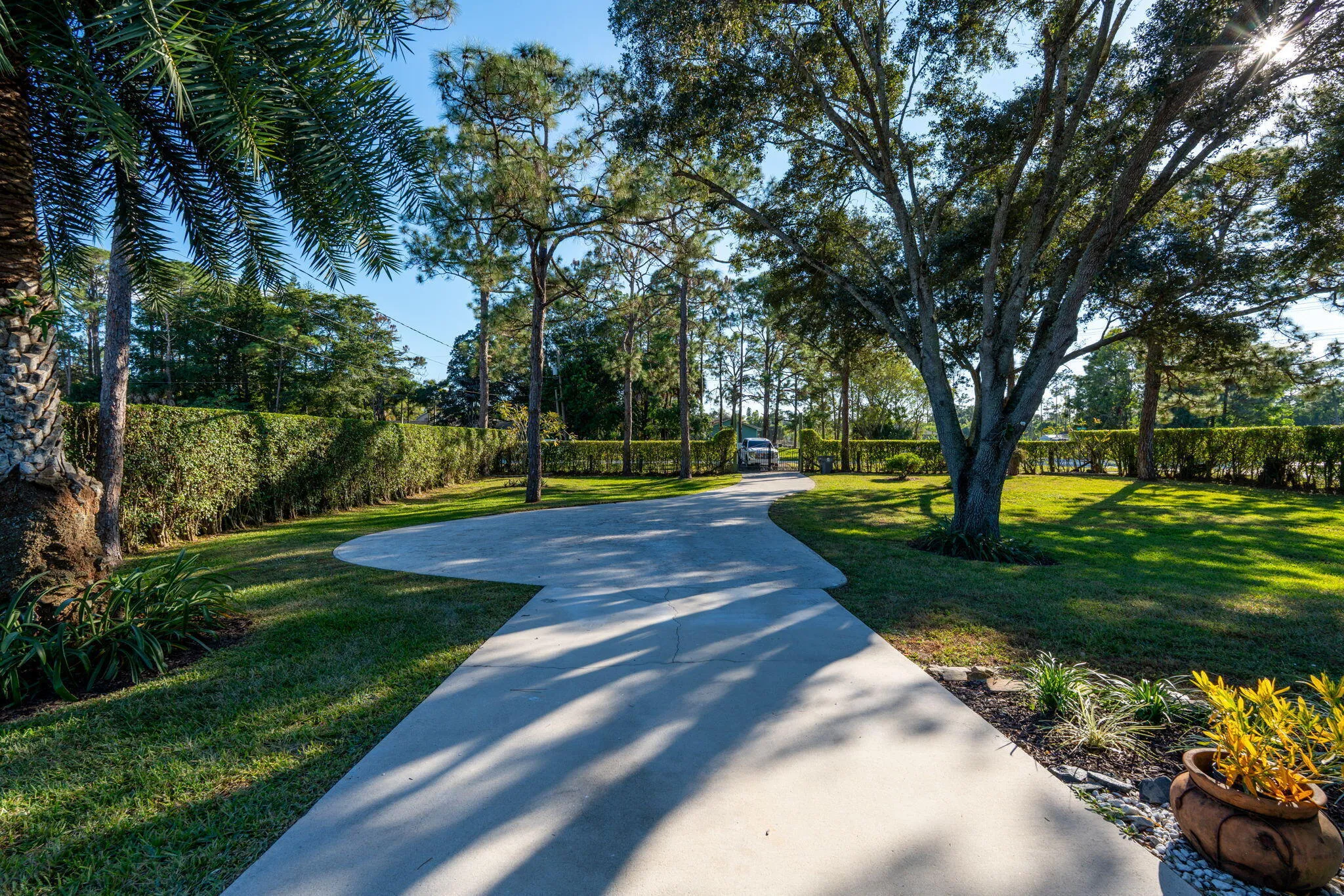 41-web-or-mls-A7404639