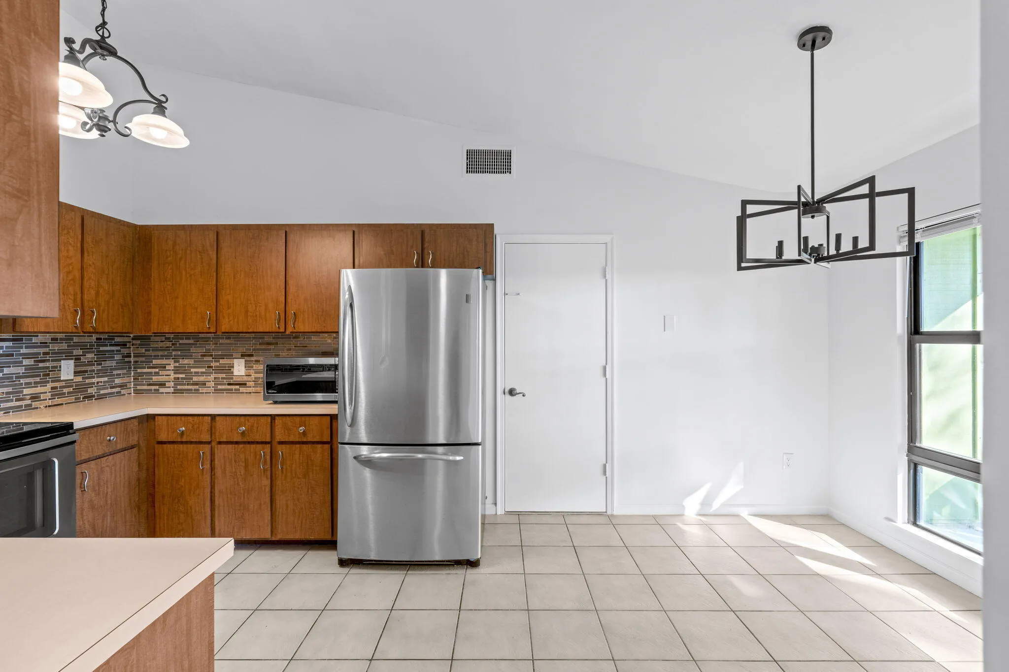 7-web-or-mls-A7404586