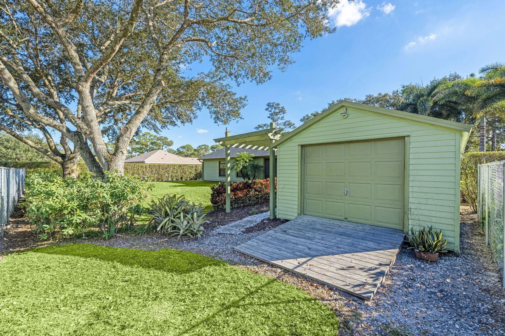 32-web-or-mls-A7404620