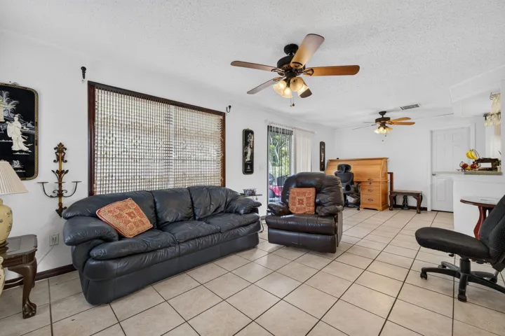 14-web-or-mls-3A5A8690