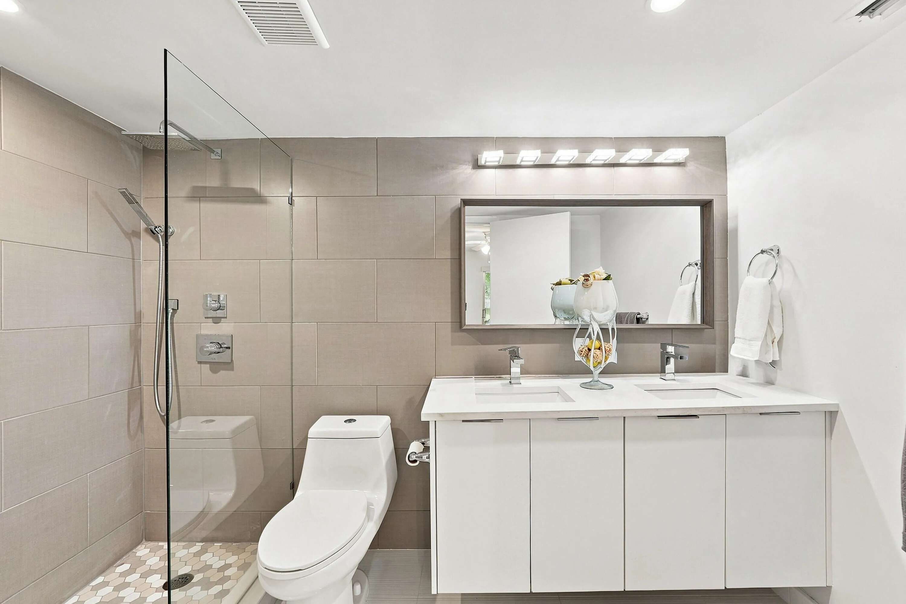 MainBath1