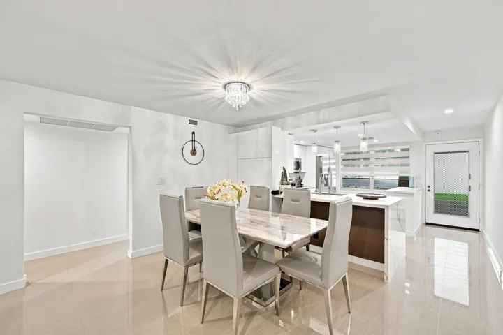 Dining Room/Kitchen