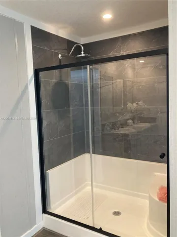 primary separate shower