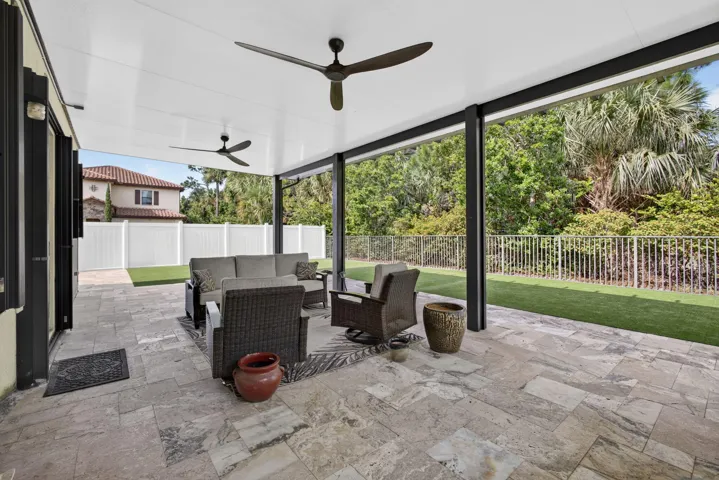 Huge outside Covered Patio