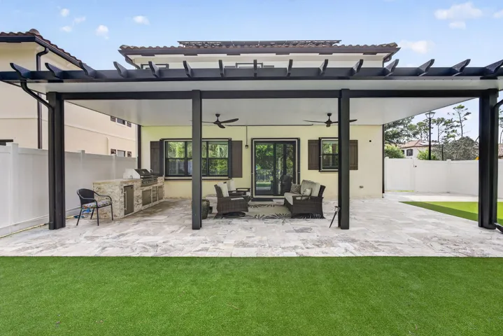 Huge outside Covered Patio