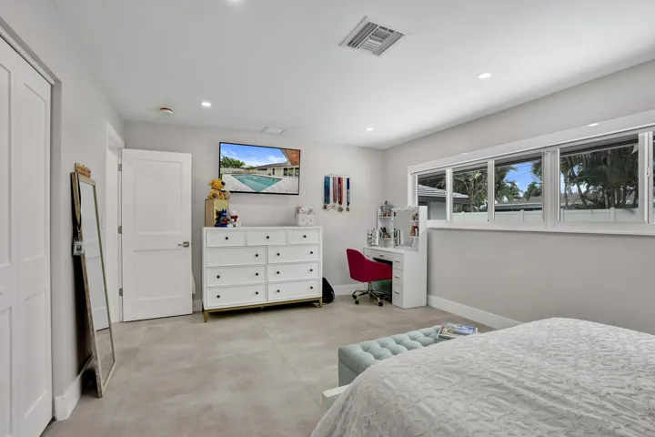 2nd Bedroom