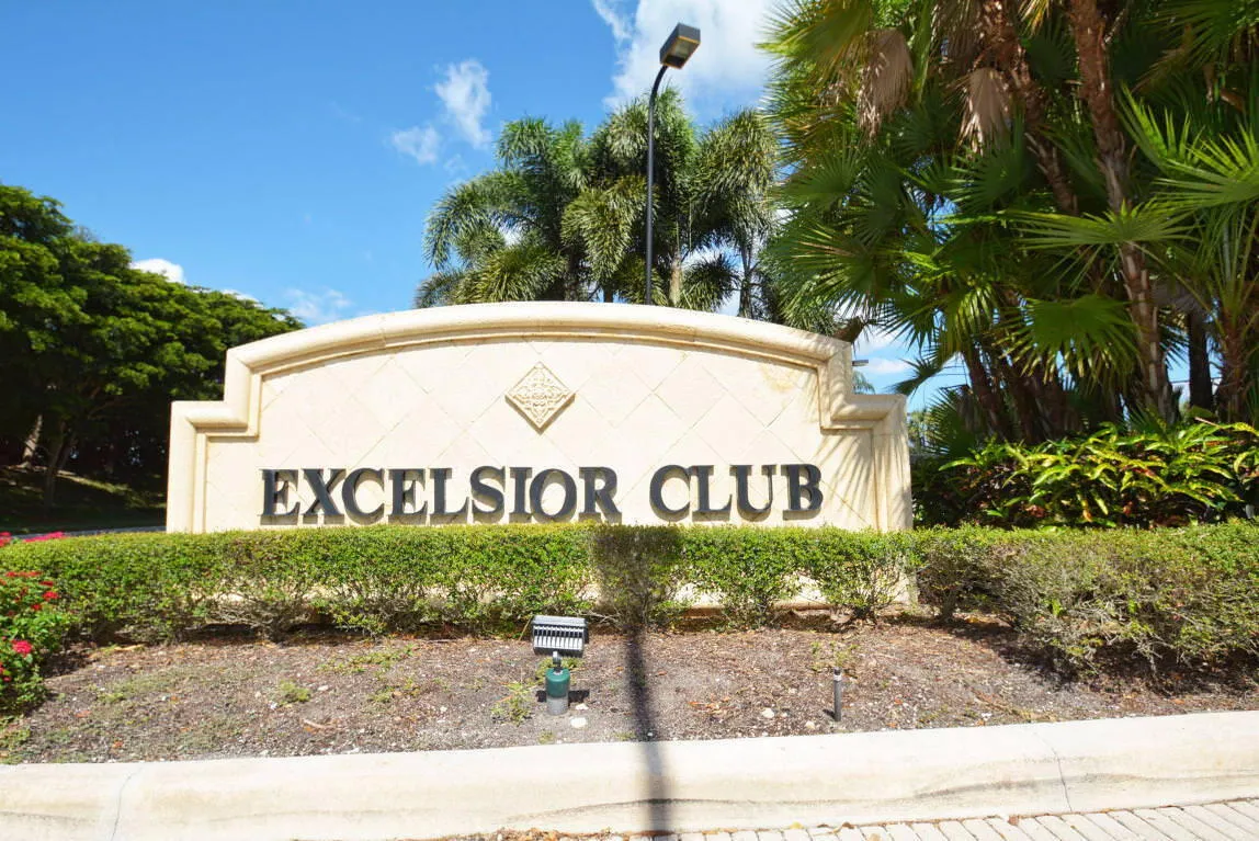 56-web-or-mls-34_valencia lakes (1)
