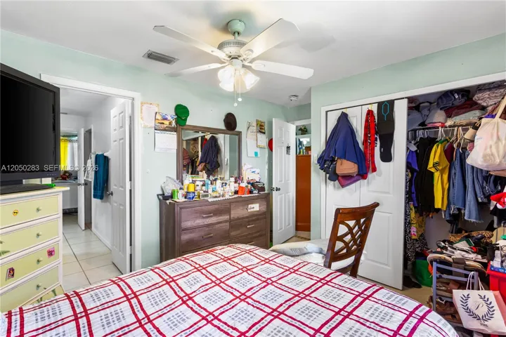 2nd Bedroom