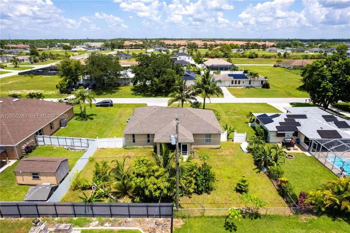 Located in a residential neighborhood, yet close to all amenities: grocery stores, restaurants, medical facilities, and schools.