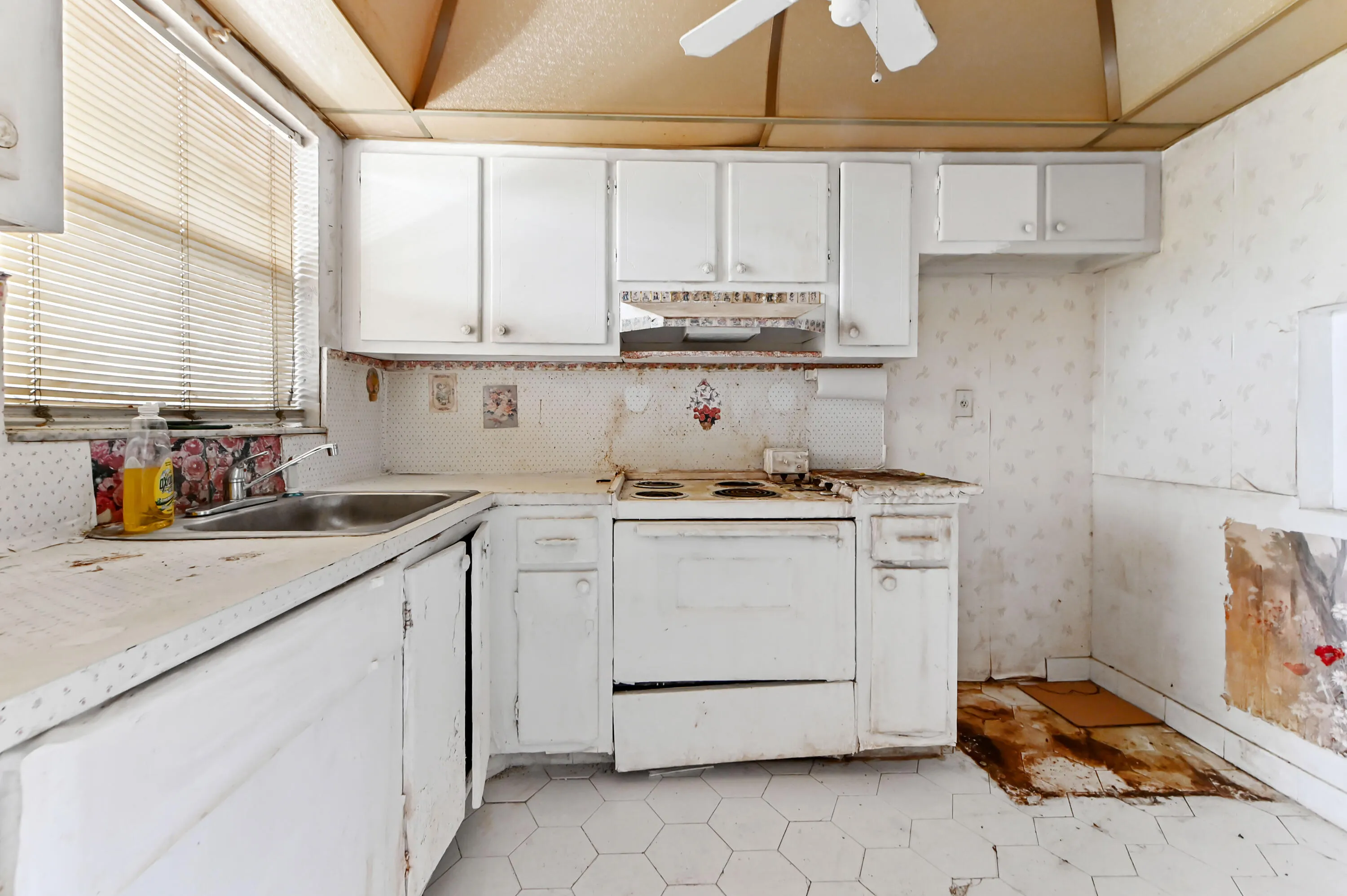04 kitchen 01
