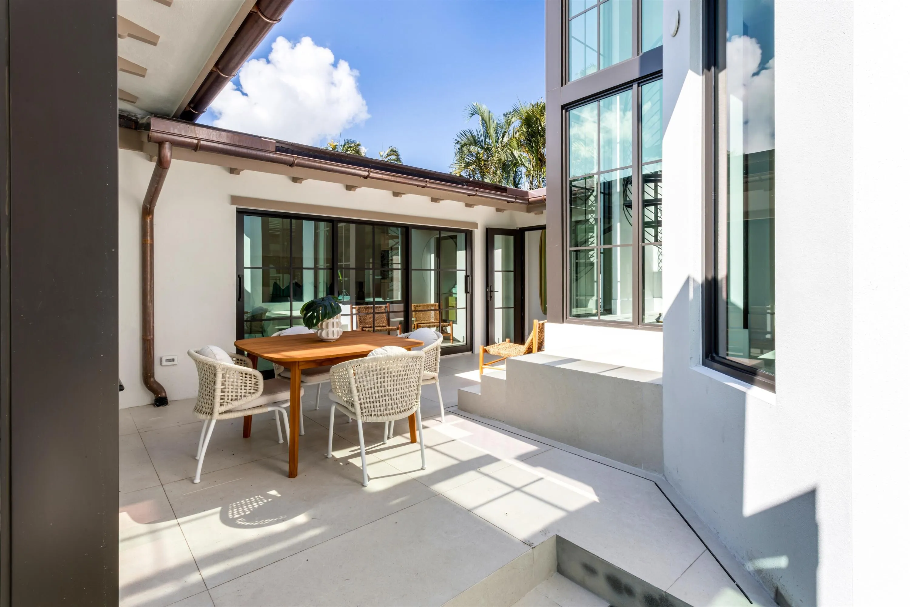 PATIO_SEATING