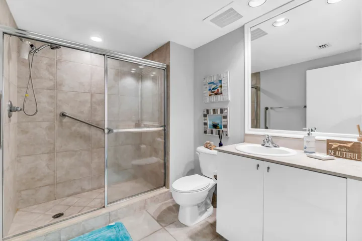 Shower & Tub