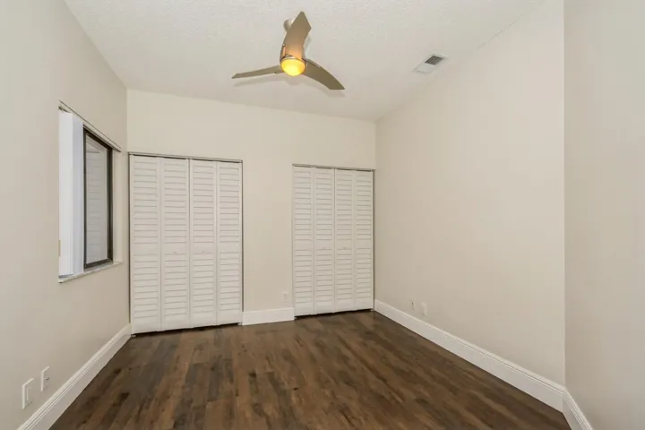31_5504FoxHollowDr_154_3rdBedroom_Large