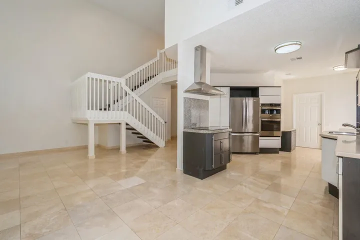 14_5504FoxHollowDr_177004_Kitchen_Large