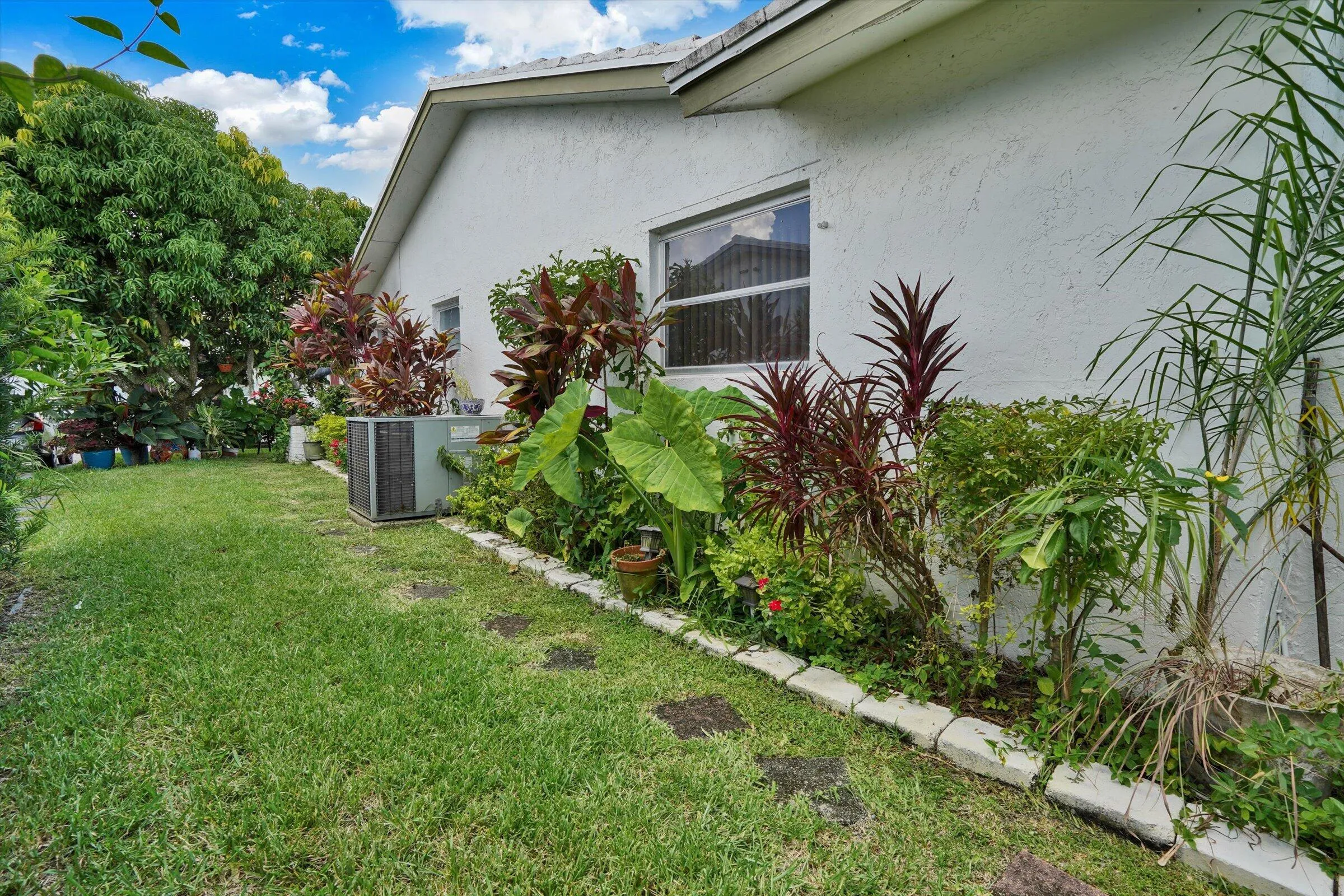 38-7107 NW 73rd St-38