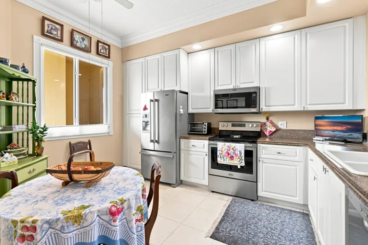 18_21_harbour_isle_dr_w_unit_302_fort_pi